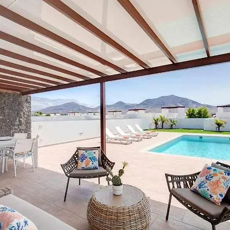 Homu Aura - Fantástica Con Piscina Privada Playa Blanca (Lanzarote)