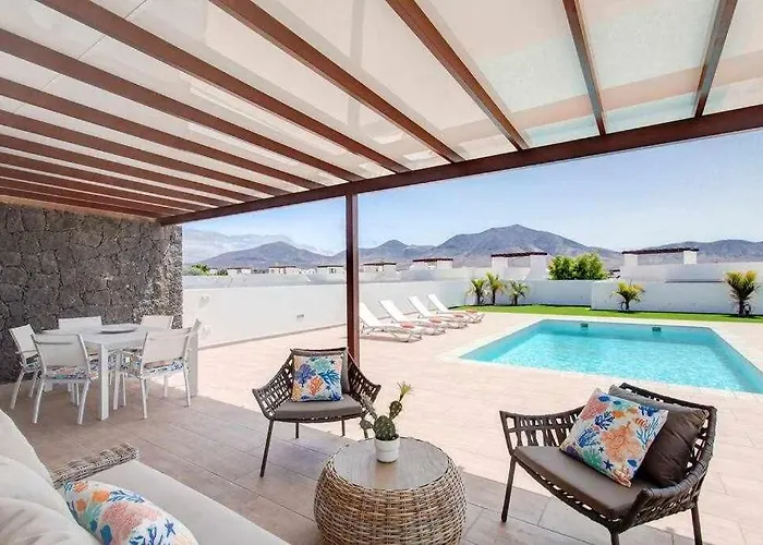 Homu Aura - Fantastica Con Piscina Privada Playa Blanca (Lanzarote)